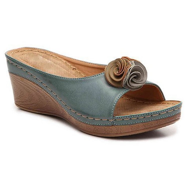 Classic Orthopedic Sandals with Timeless Style