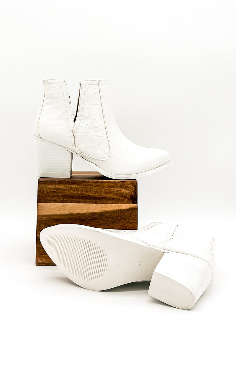 Chic Orthopedic Boots with Unique Design
