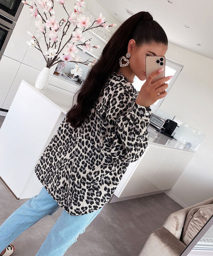 Classic Vintage Blouse